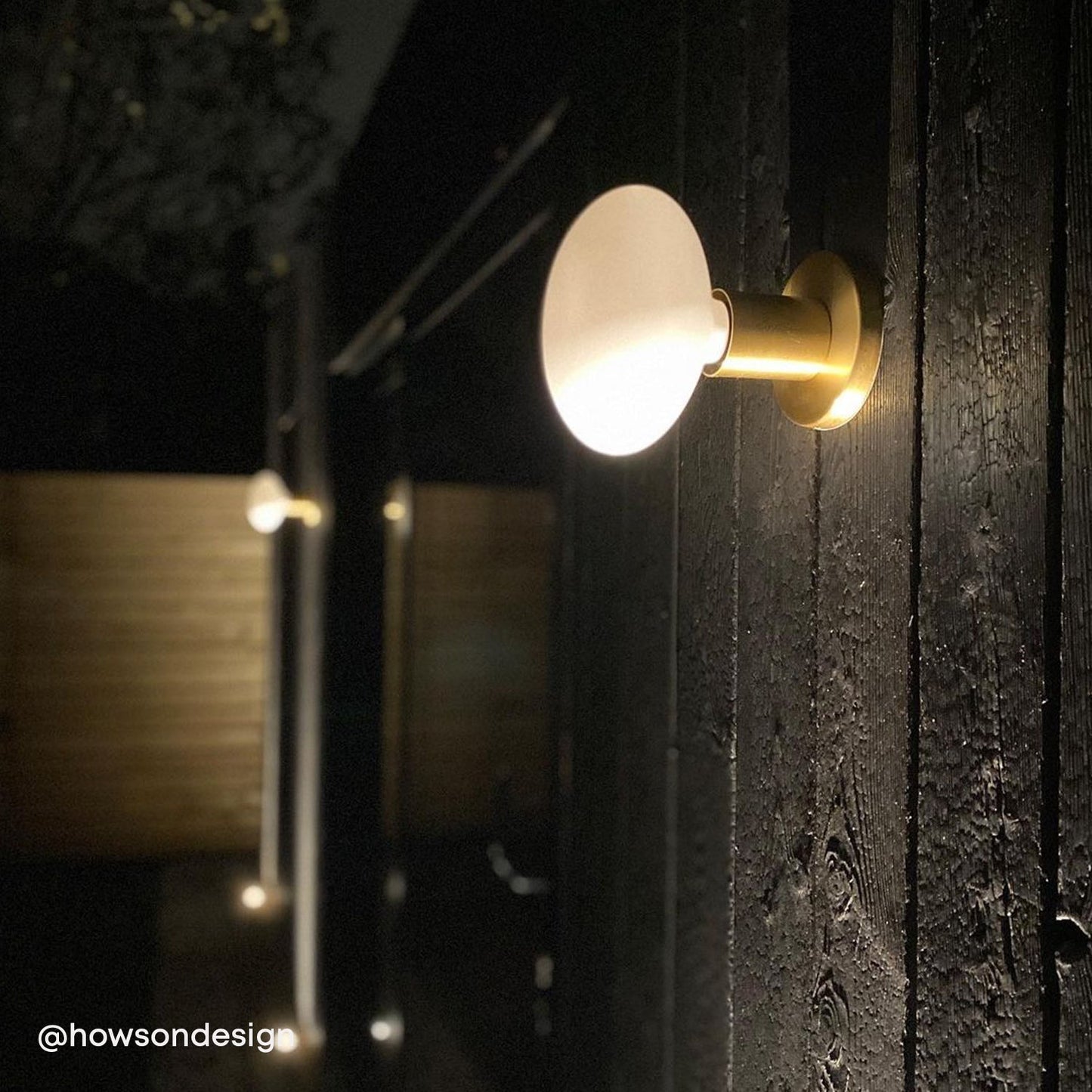 Lochan Wall Light in Brass + Oval